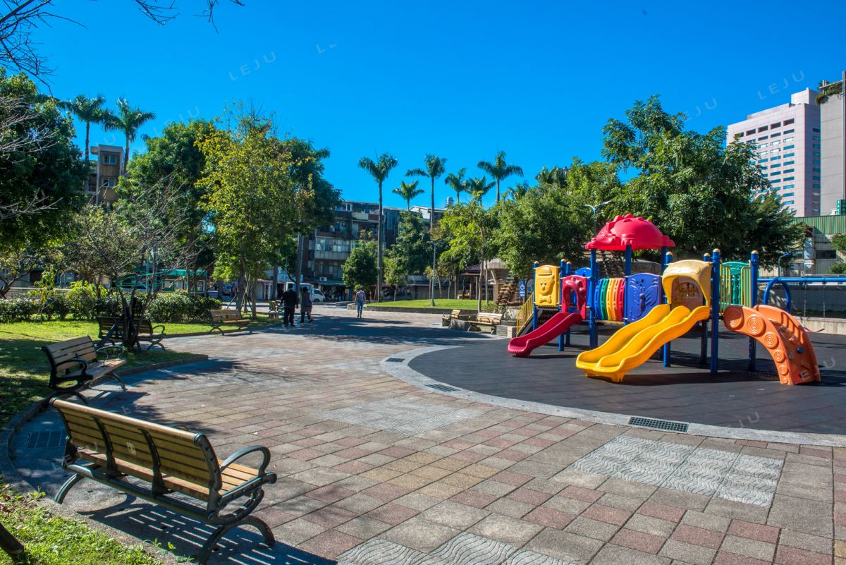 週遭環境 嘉興公園
