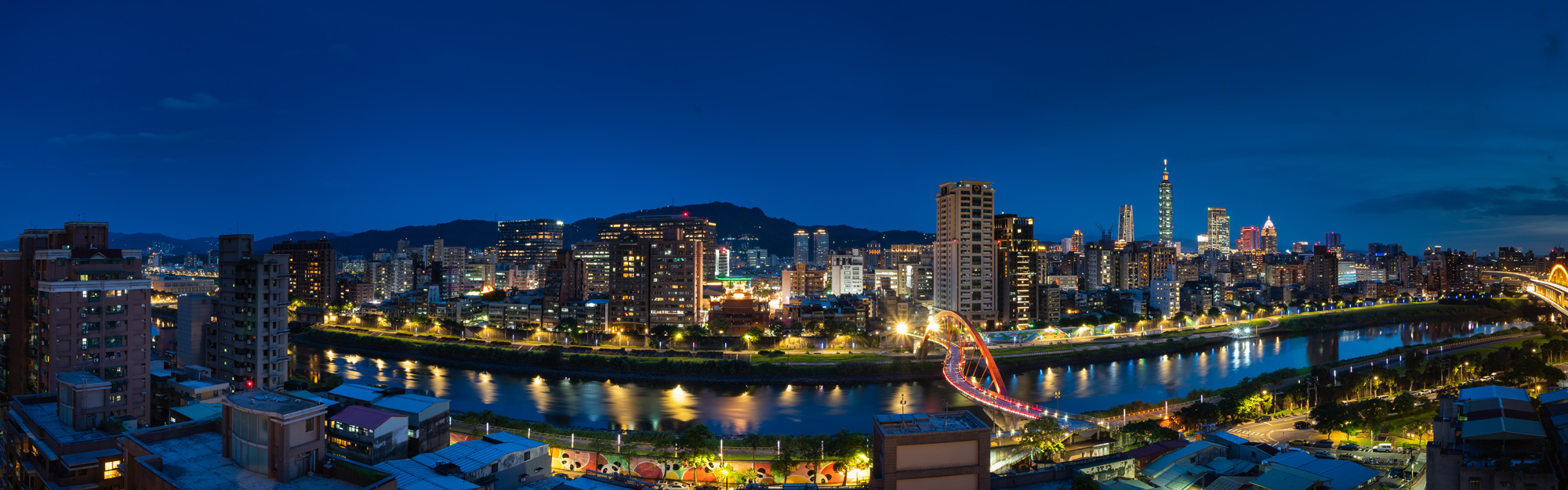 福一潭美 河景