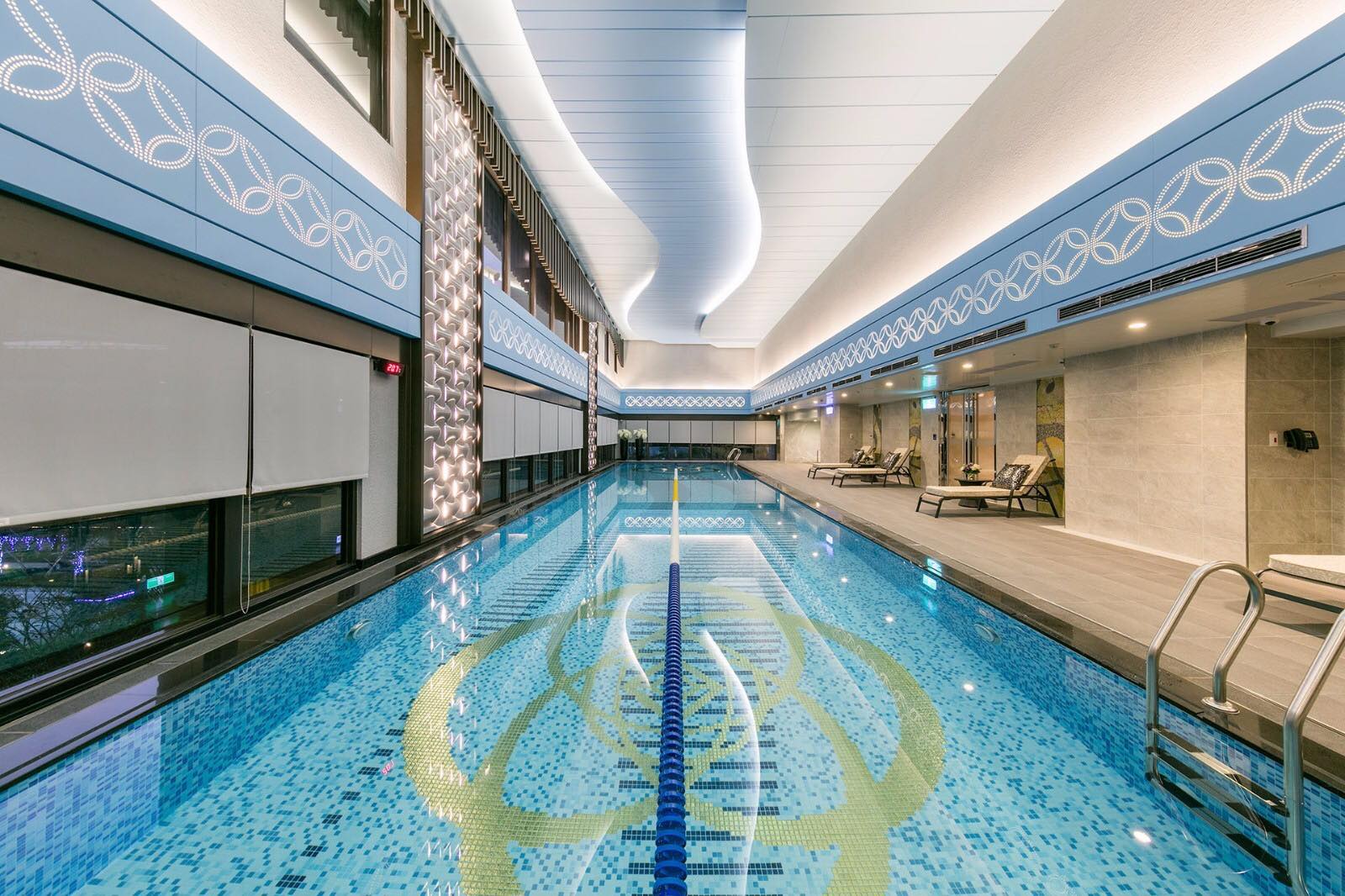 遠雄國滙溫水泳池